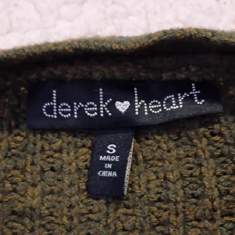 Derek‎ Heart Olive Knit Top - Picture 5 of 8